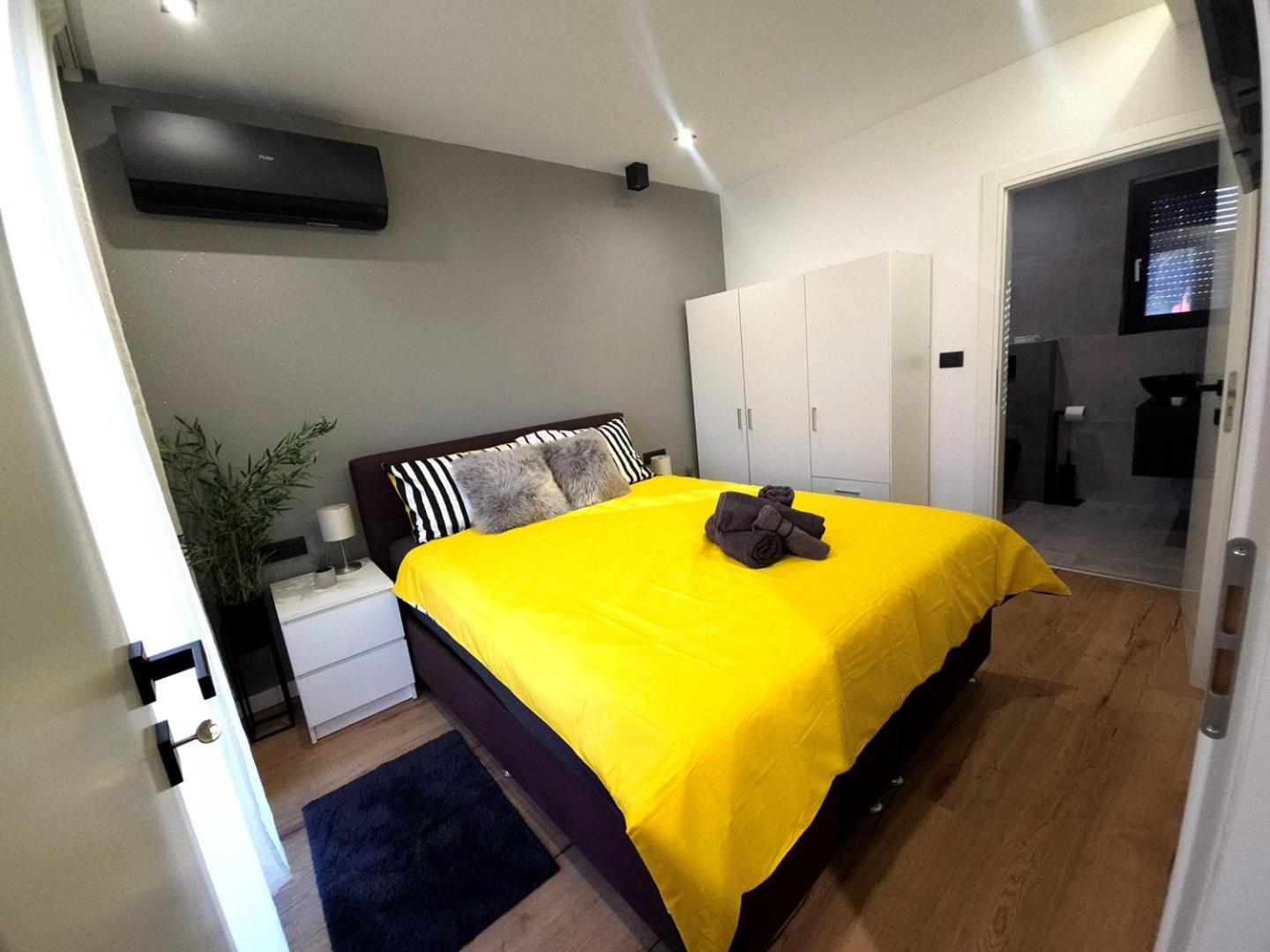 Onyx Holiday home *